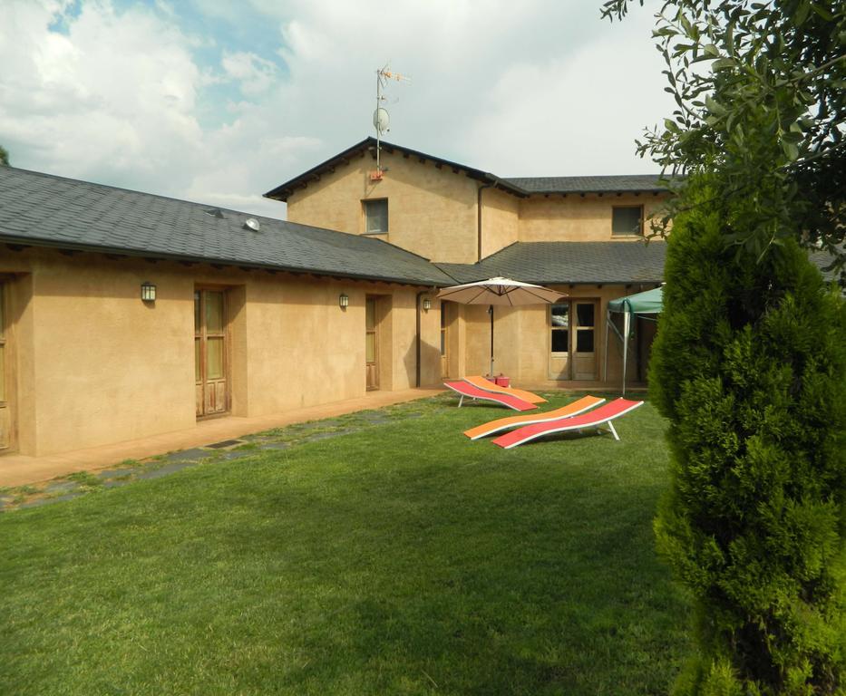 Las Fontaninas Noceda del Bierzo Exterior foto